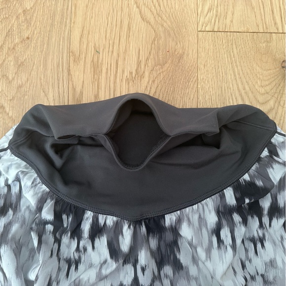 offline by aerie flowy skirt with built in shorts (skort) - Picture 6 of 8